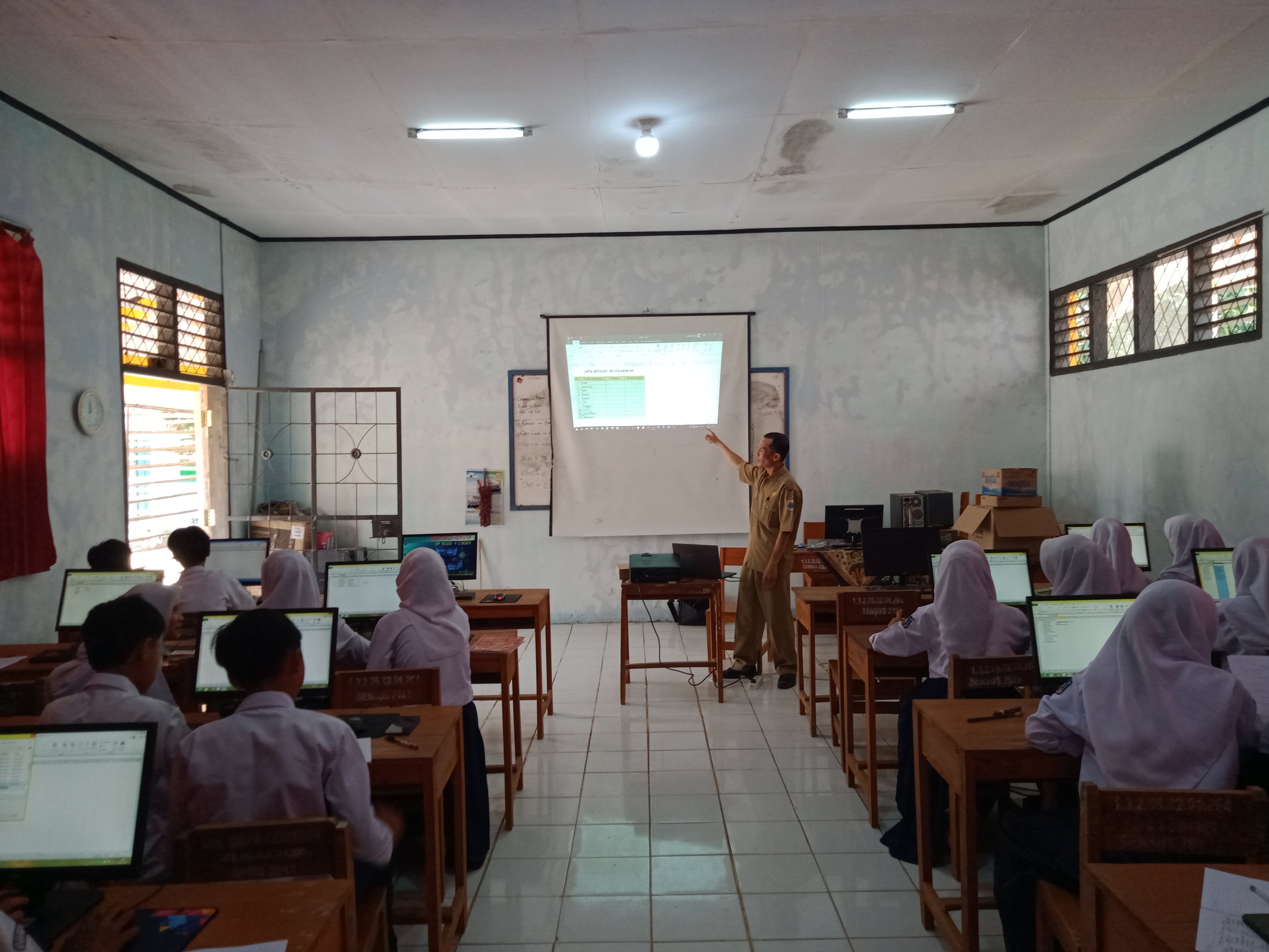 Lab Komputer